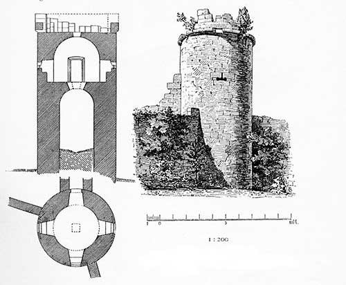 Rundturm (Gefängnisturm) an der Ostecke.