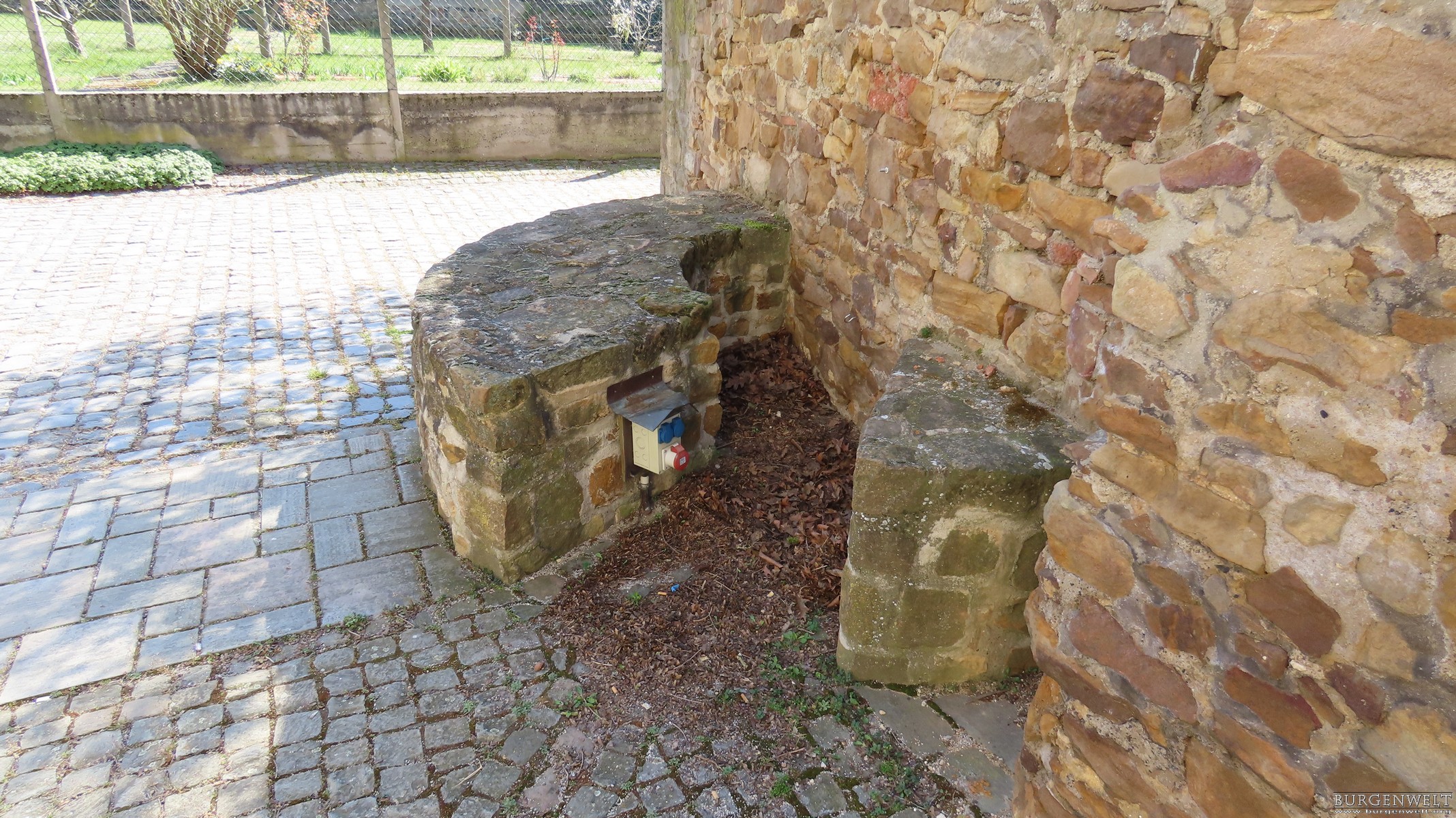 Burgenwelt Burg Rockenberg Deutschland