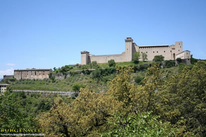 Burgenwelt - Rocca di Albornoz - Italien